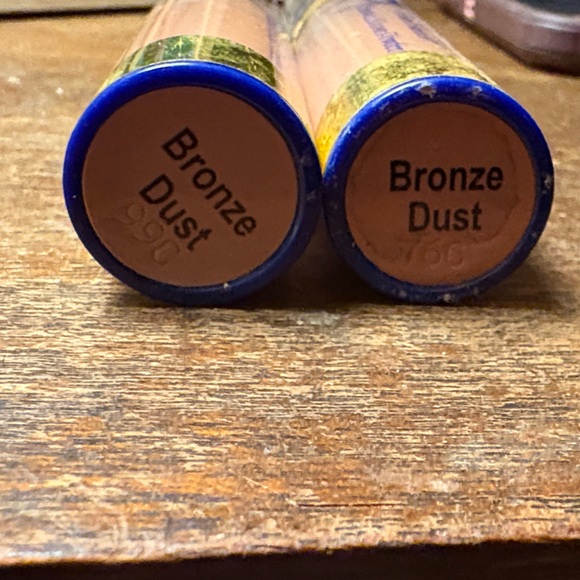 SeneGence Translucid Bronzer Loose Powder  Dust 2 pack. See description. - Picture 3 of 3